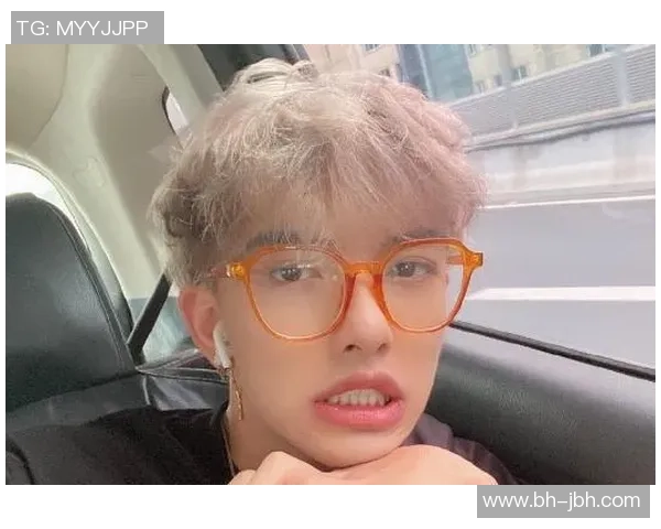 中国足球球星女儿抖音名字曝光引热议 网友纷纷猜测背后故事